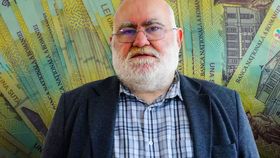 VIDEO Mai multe tinere vor să facă lumină în cazul lui Alfred Bulai. Profesorul și-a traumatizat mai mulți studenți: „A avut un mod foarte bine pregătit”